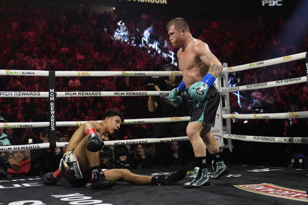 Canelo Alvarez batte Munguia 5 Maggio 2024