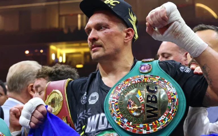 Oleksandr Usyk lascia il vacante IBF