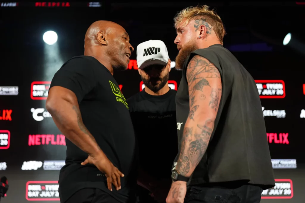 Jake Paul vs Mike Tyson match finto: le parole di Carl Froch